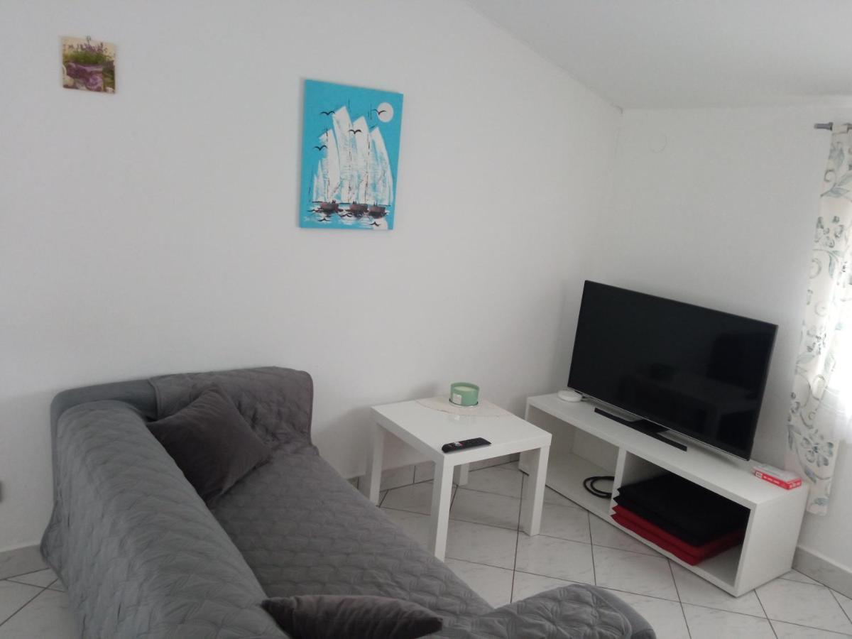 Cherish Novaglia Esterno foto